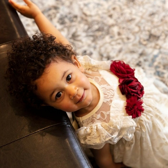 Meet your Posher, Jackie - Picture 2 of 8